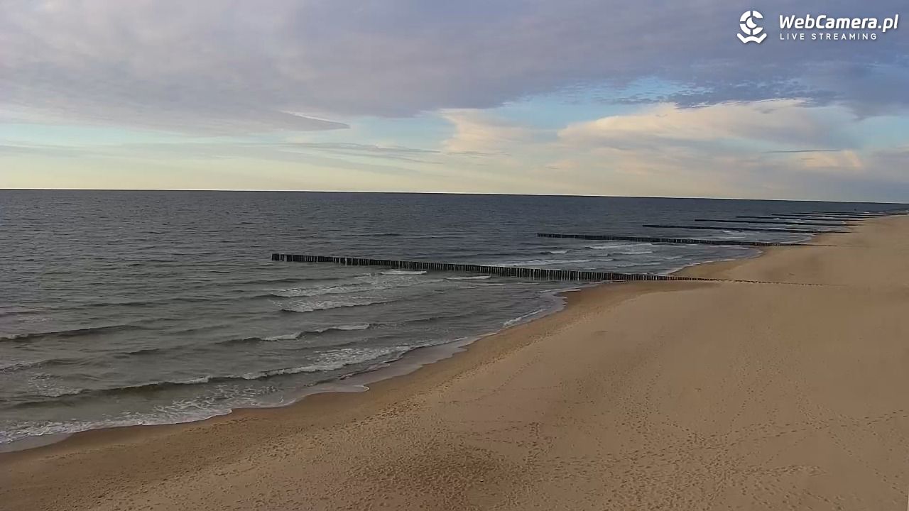 TRZĘSACZ - widok na plażę - 07 maj 2026, 19:51