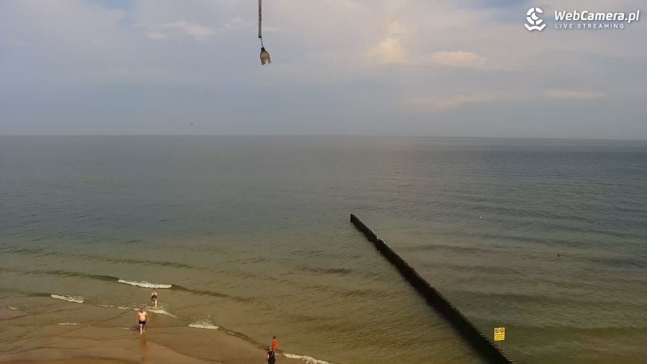 TRZĘSACZ - widok na plażę - 05 sierpień 2026, 10:34