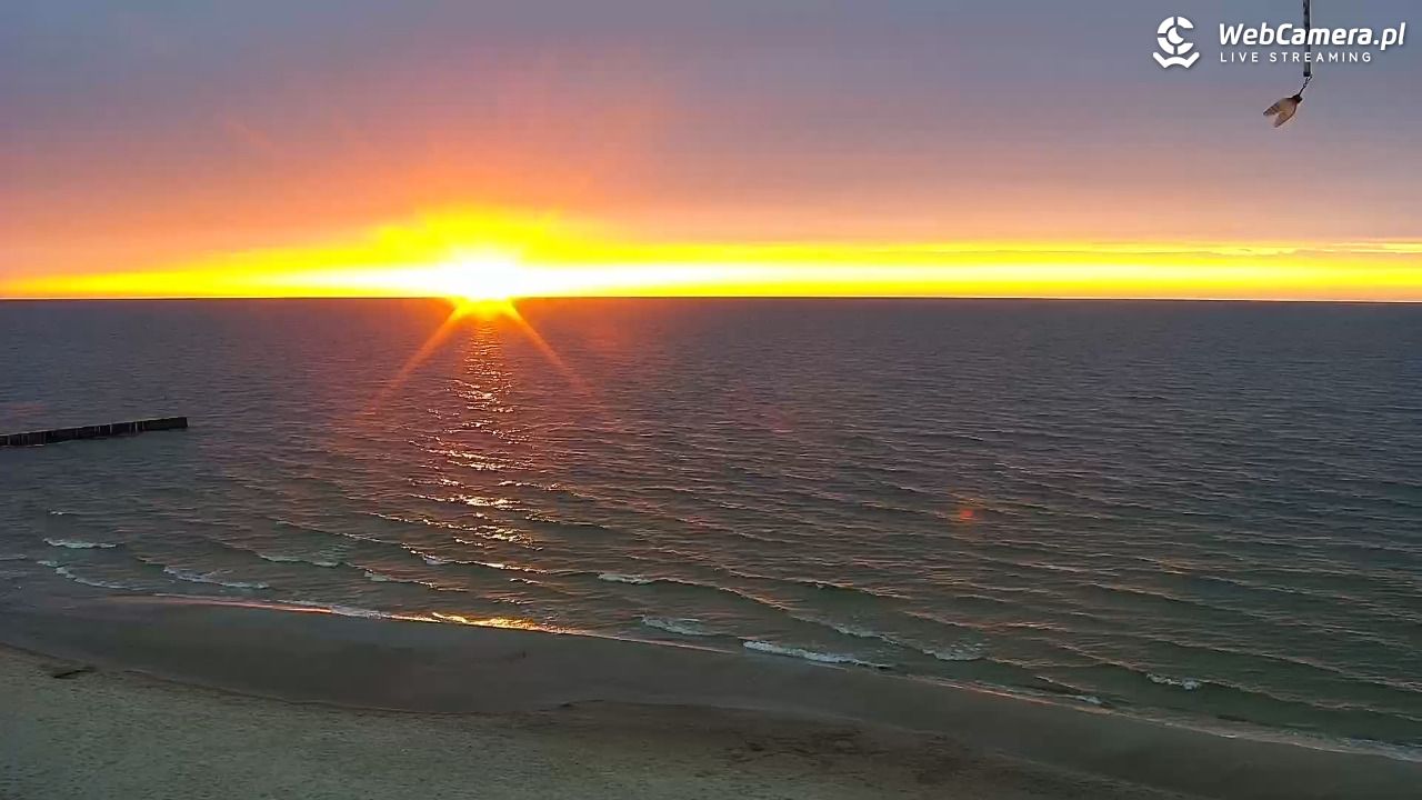 TRZĘSACZ - widok na plażę - 05 maj 2026, 20:34