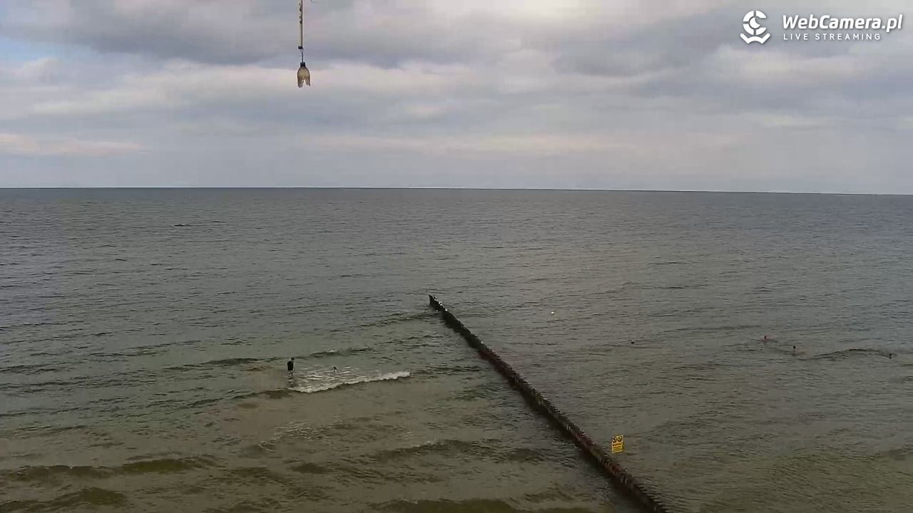 TRZĘSACZ - widok na plażę - 01 sierpień 2025, 13:18