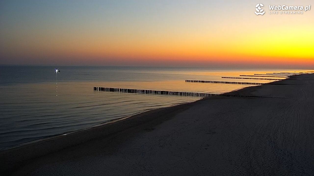 TRZĘSACZ - widok na plażę - 22 marzec 2026, 05:26