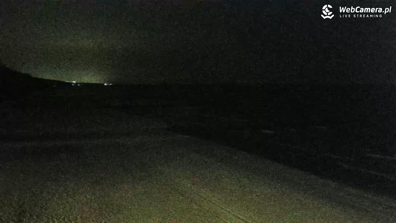 TRZĘSACZ - widok na plażę - 13 maj 2025, 23:13