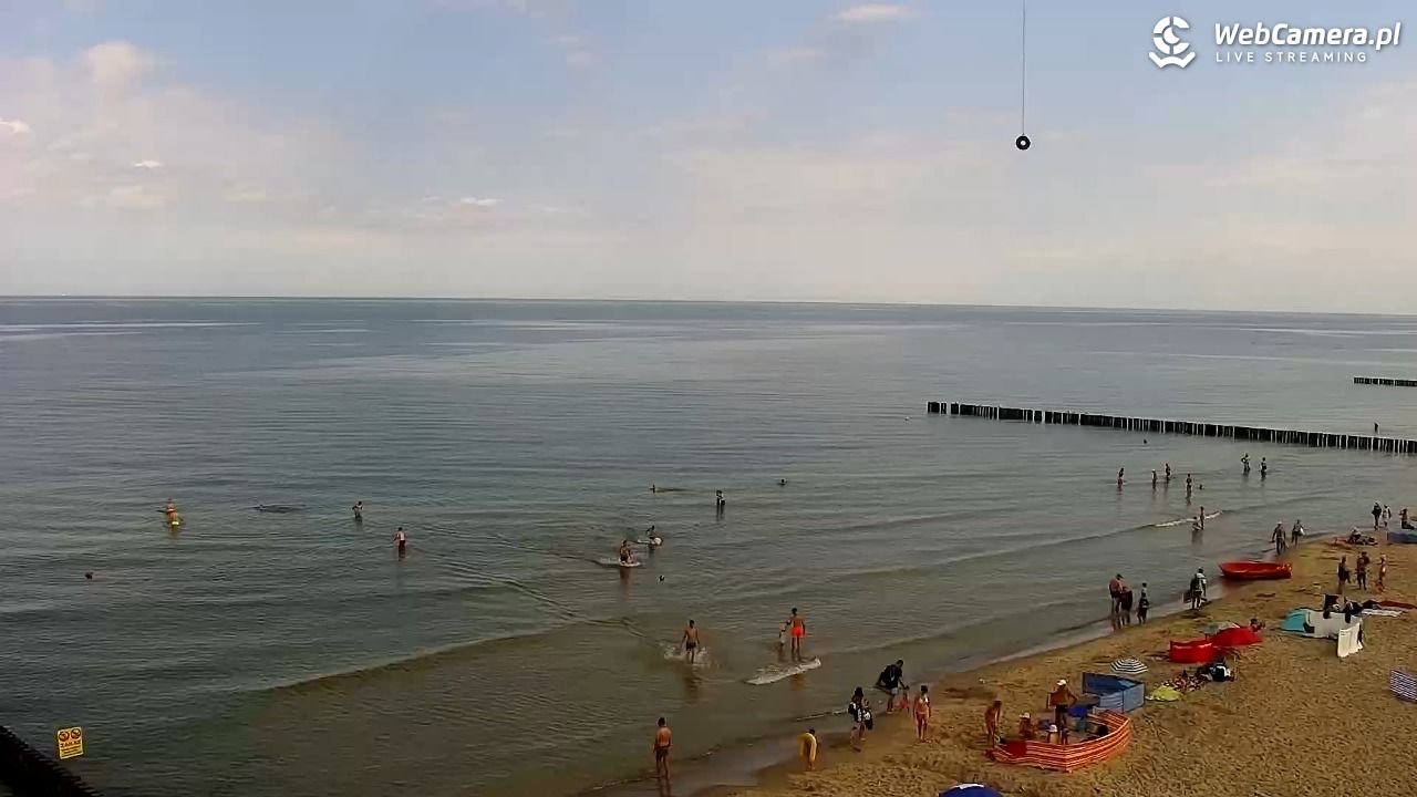 TRZĘSACZ - widok na plażę - 06 sierpień 2026, 11:08