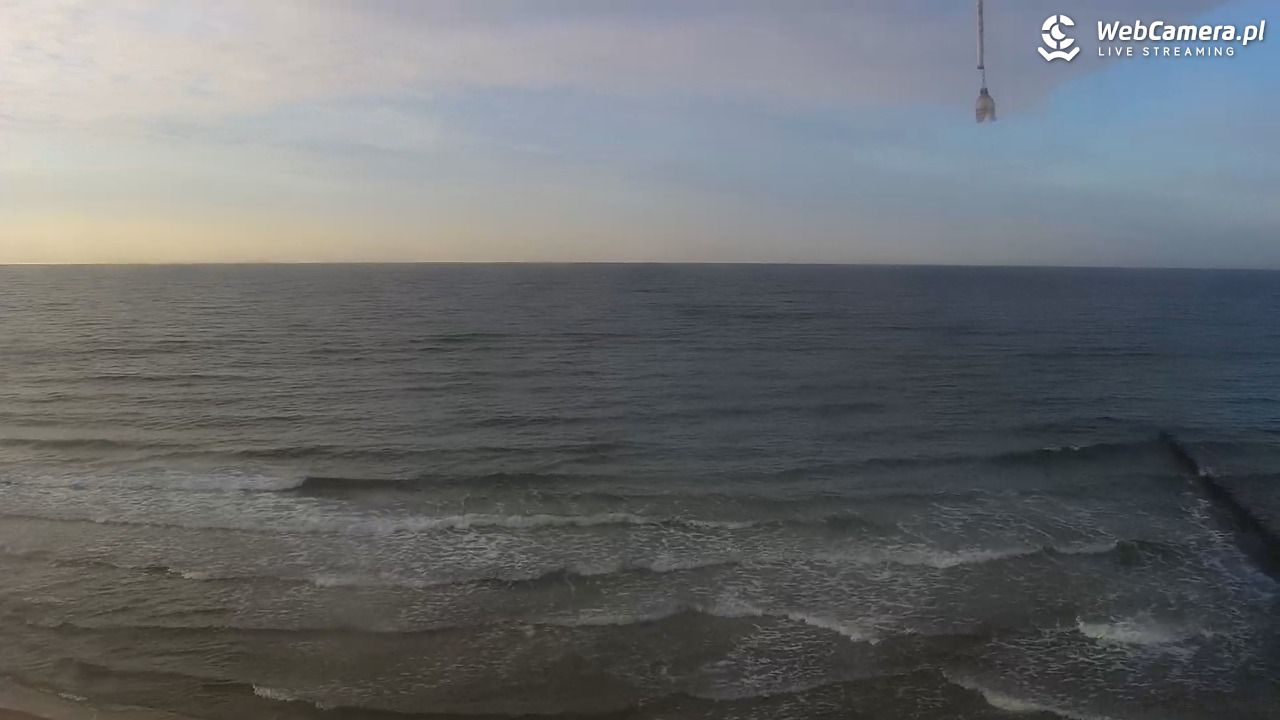 TRZĘSACZ - widok na plażę - 03 listopad 2025, 15:24