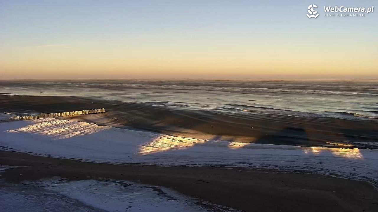 TRZĘSACZ - widok na plażę - 02 luty 2026, 09:06