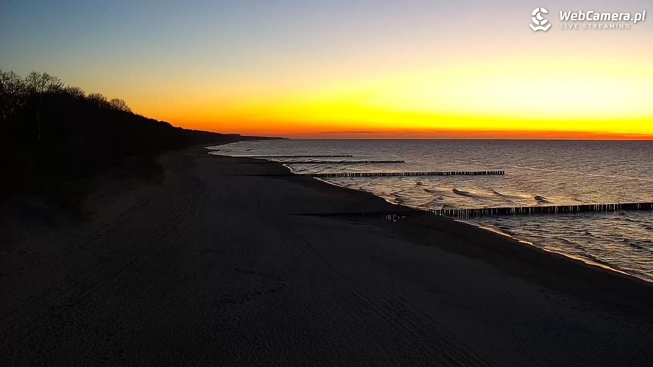 TRZĘSACZ - widok na plażę - 21 marzec 2026, 18:49