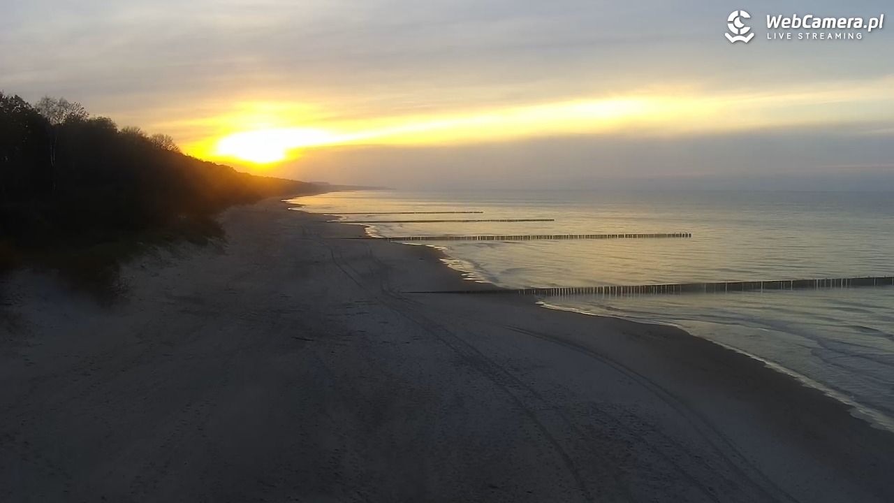 TRZĘSACZ - widok na plażę - 02 listopad 2025, 16:09