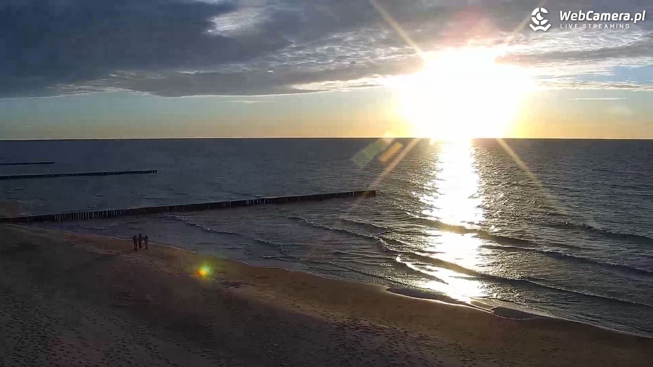 TRZĘSACZ - widok na plażę - 07 maj 2026, 20:10