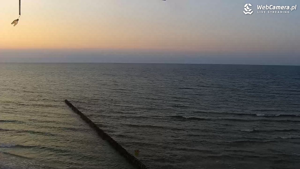 TRZĘSACZ - widok na plażę - 04 sierpień 2026, 20:25
