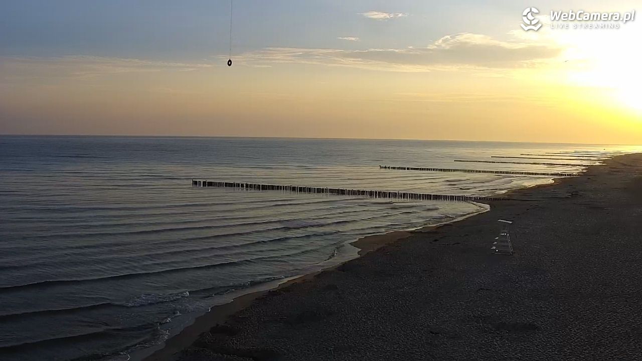 TRZĘSACZ - widok na plażę - 05 sierpień 2026, 06:03