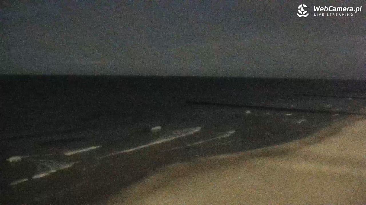 TRZĘSACZ - widok na plażę - 03 listopad 2025, 22:22