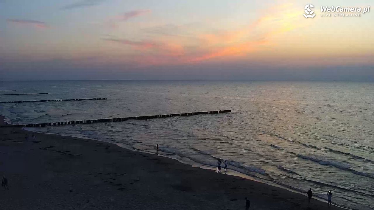 TRZĘSACZ - widok na plażę - 04 sierpień 2026, 21:08