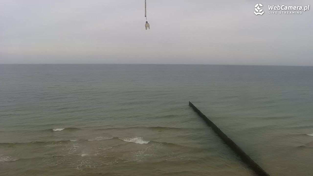 TRZĘSACZ - widok na plażę - 02 listopad 2025, 11:49