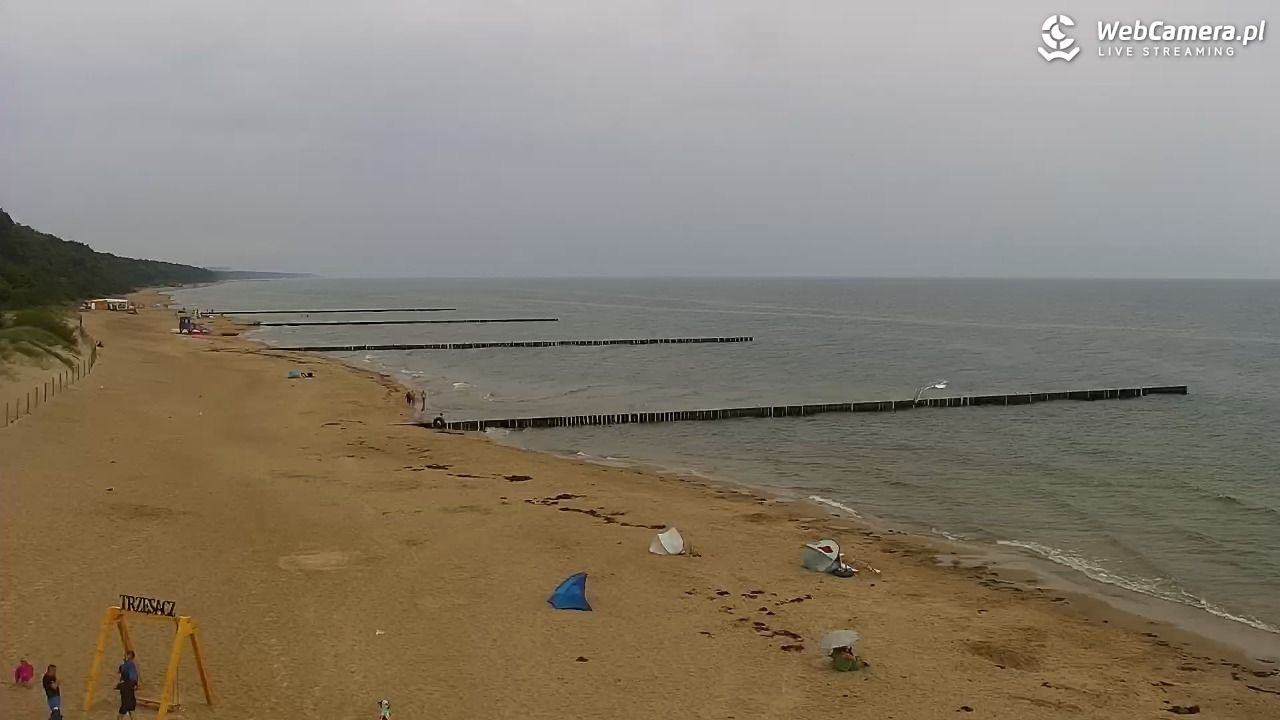 TRZĘSACZ - widok na plażę - 04 sierpień 2026, 12:56