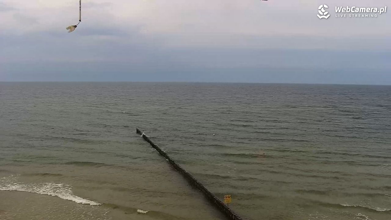 TRZĘSACZ - widok na plażę - 04 sierpień 2026, 16:46
