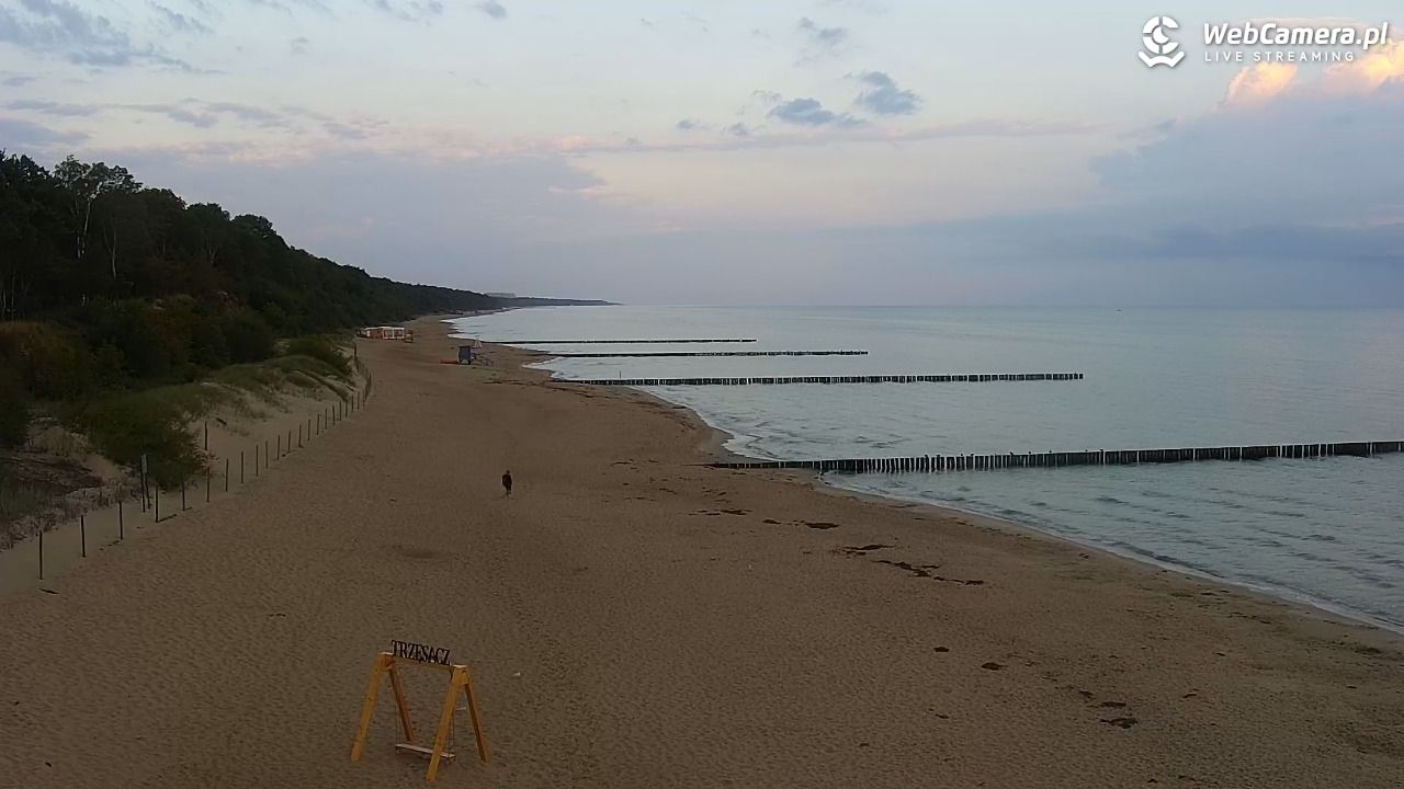 TRZĘSACZ - widok na plażę - 06 sierpień 2026, 06:03