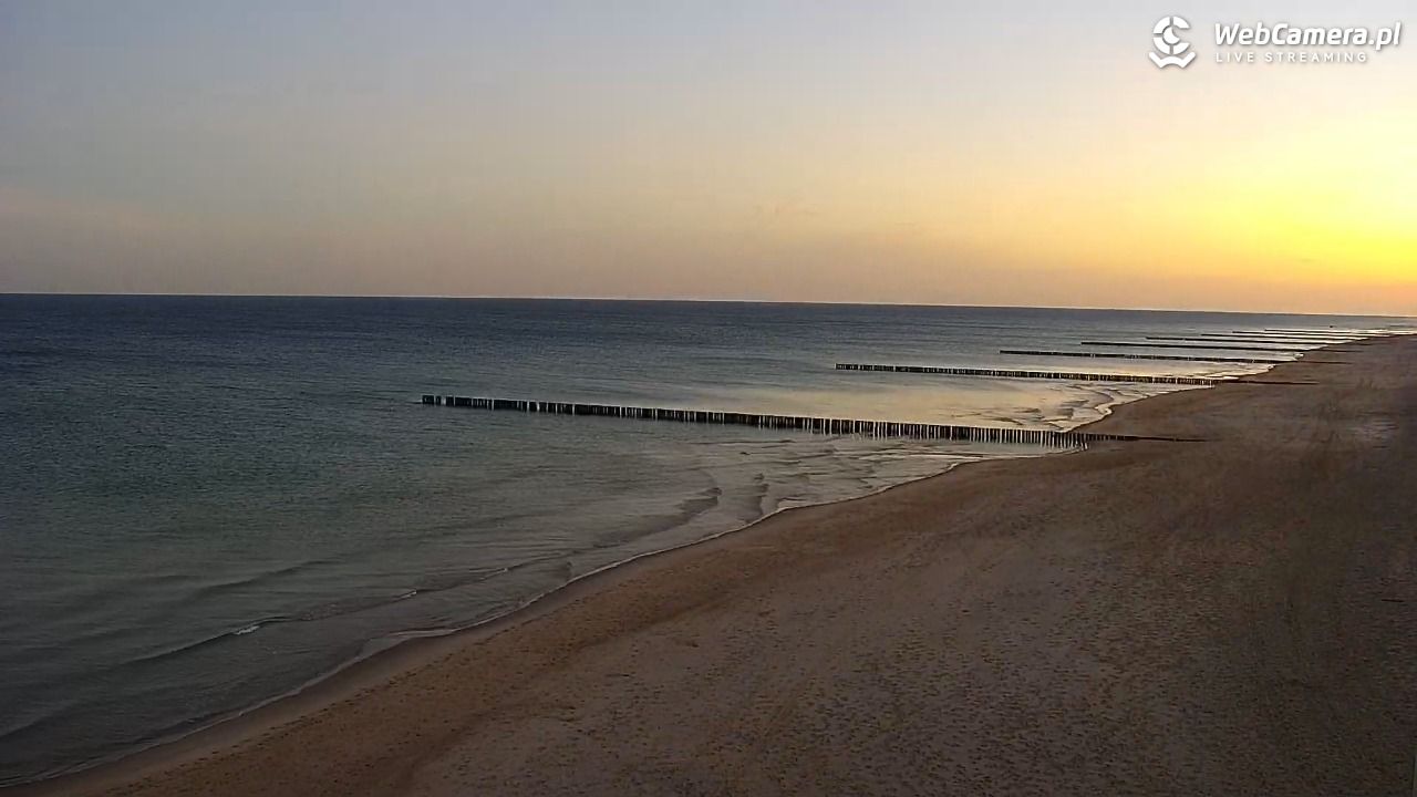 TRZĘSACZ - widok na plażę - 19 grudzień 2025, 07:46