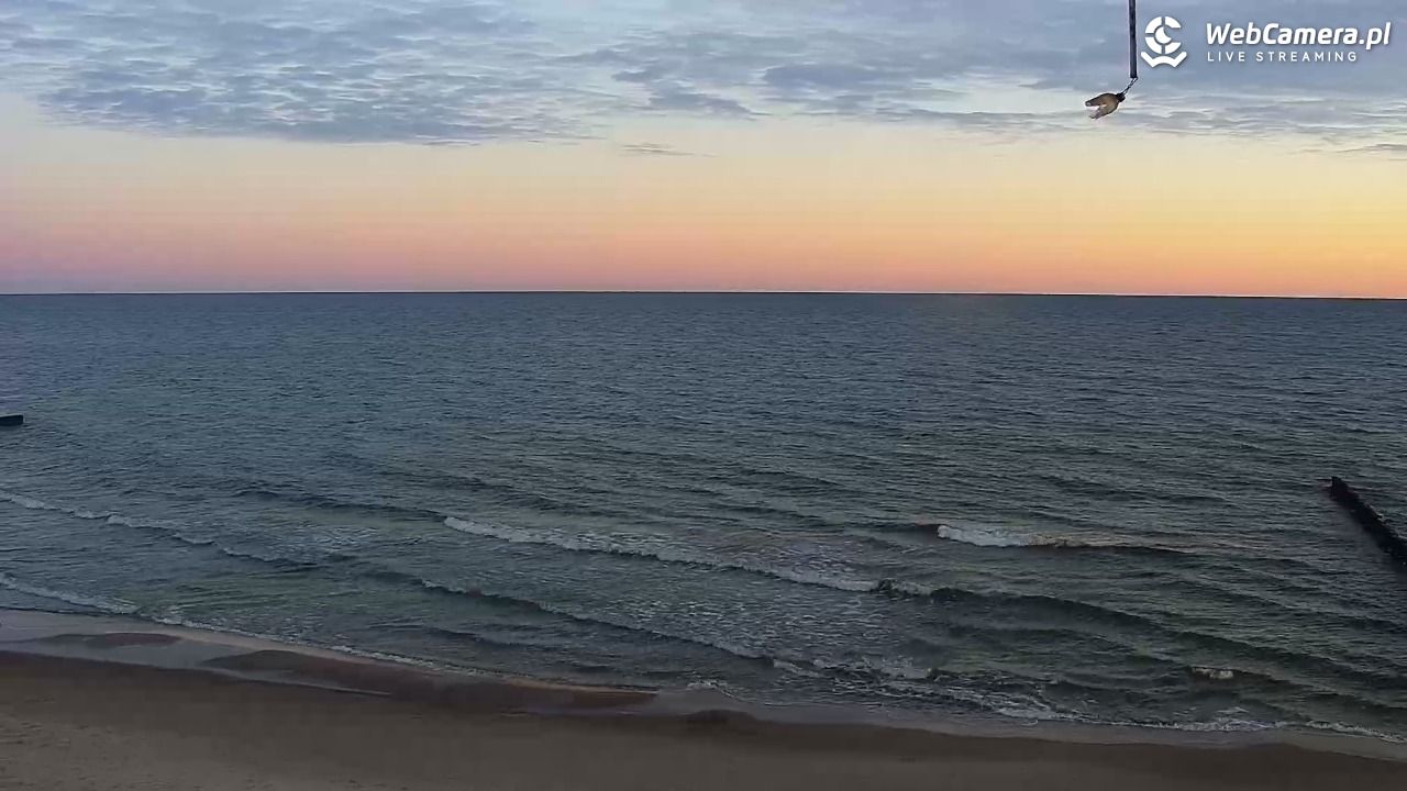 TRZĘSACZ - widok na plażę - 08 maj 2026, 05:14