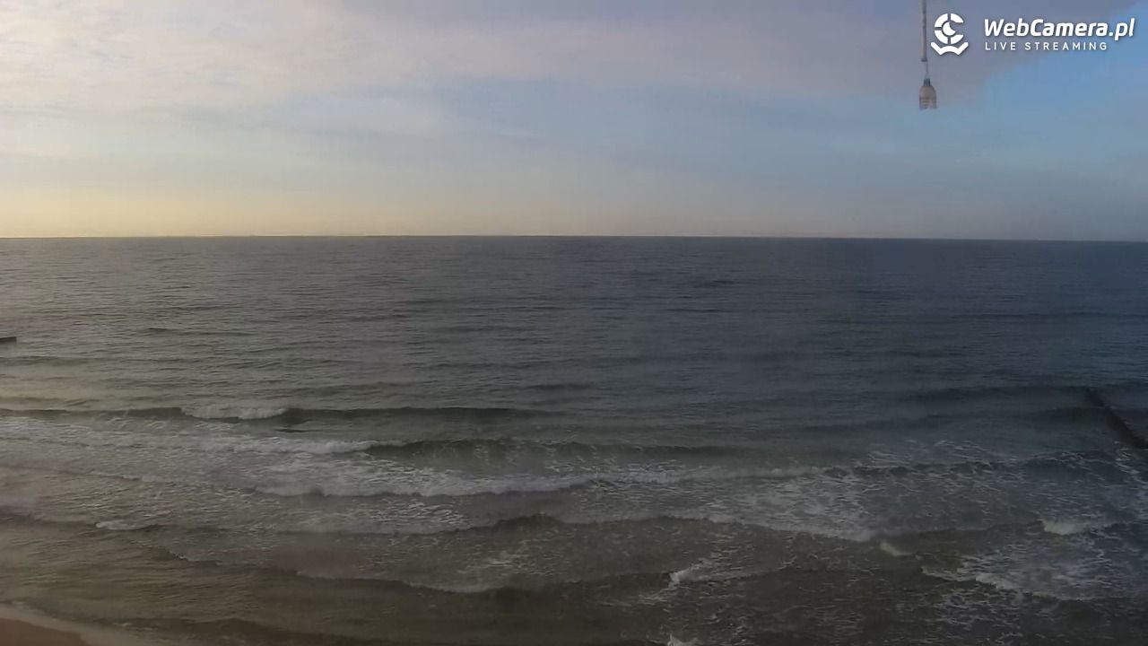 TRZĘSACZ - widok na plażę - 03 listopad 2025, 15:24