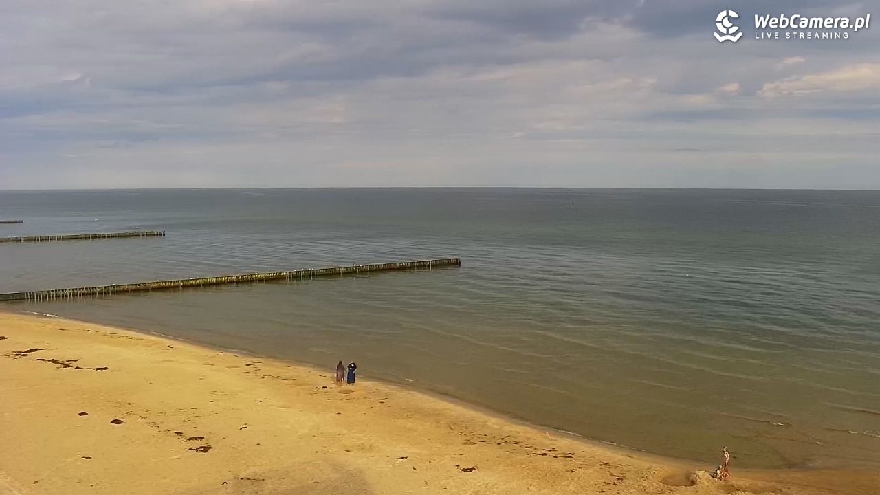 TRZĘSACZ - widok na plażę - 06 sierpień 2026, 08:08