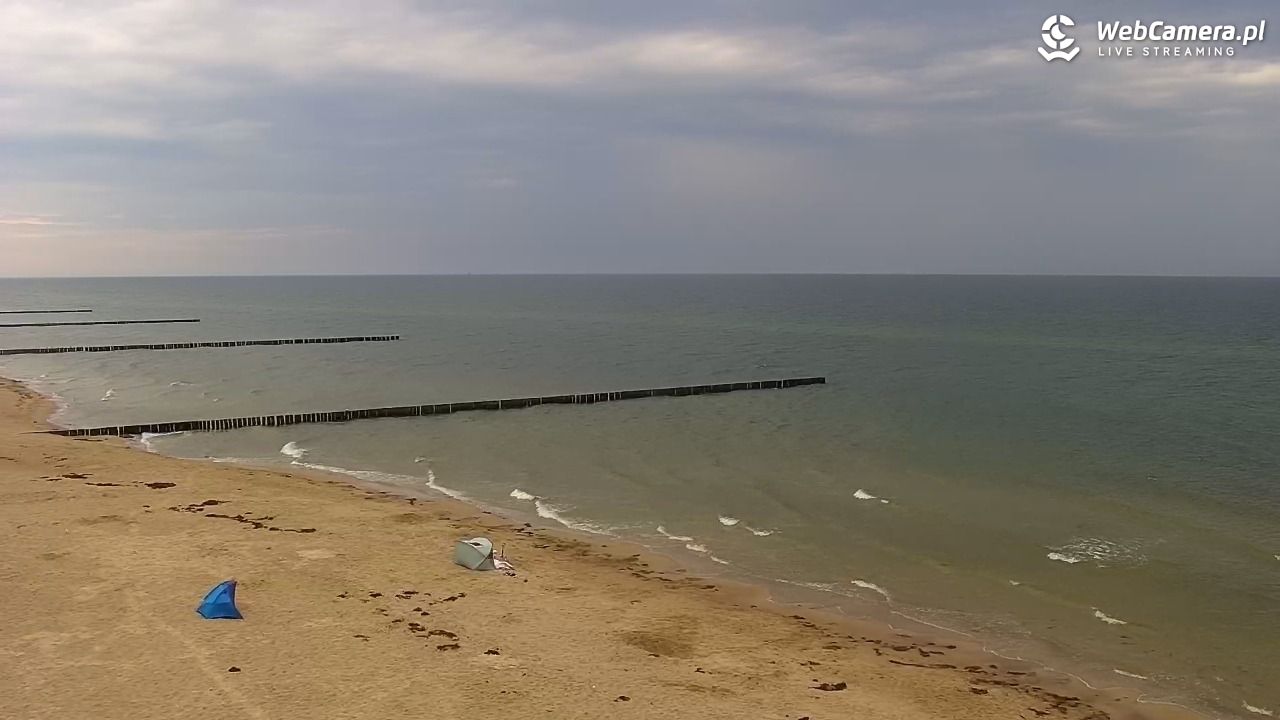 TRZĘSACZ - widok na plażę - 04 sierpień 2026, 13:56