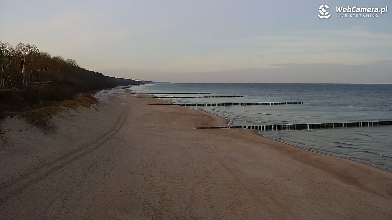 TRZĘSACZ - widok na plażę - 19 grudzień 2025, 07:46
