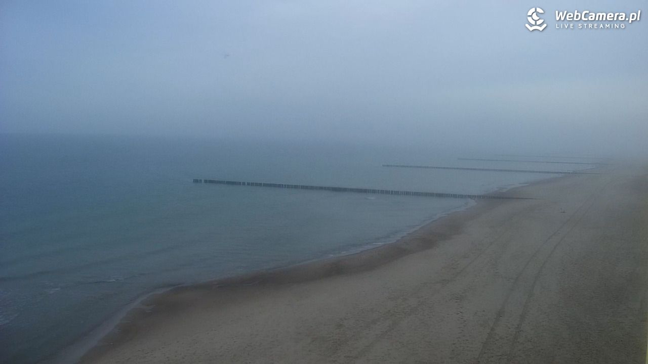 TRZĘSACZ - widok na plażę - 03 listopad 2025, 06:50