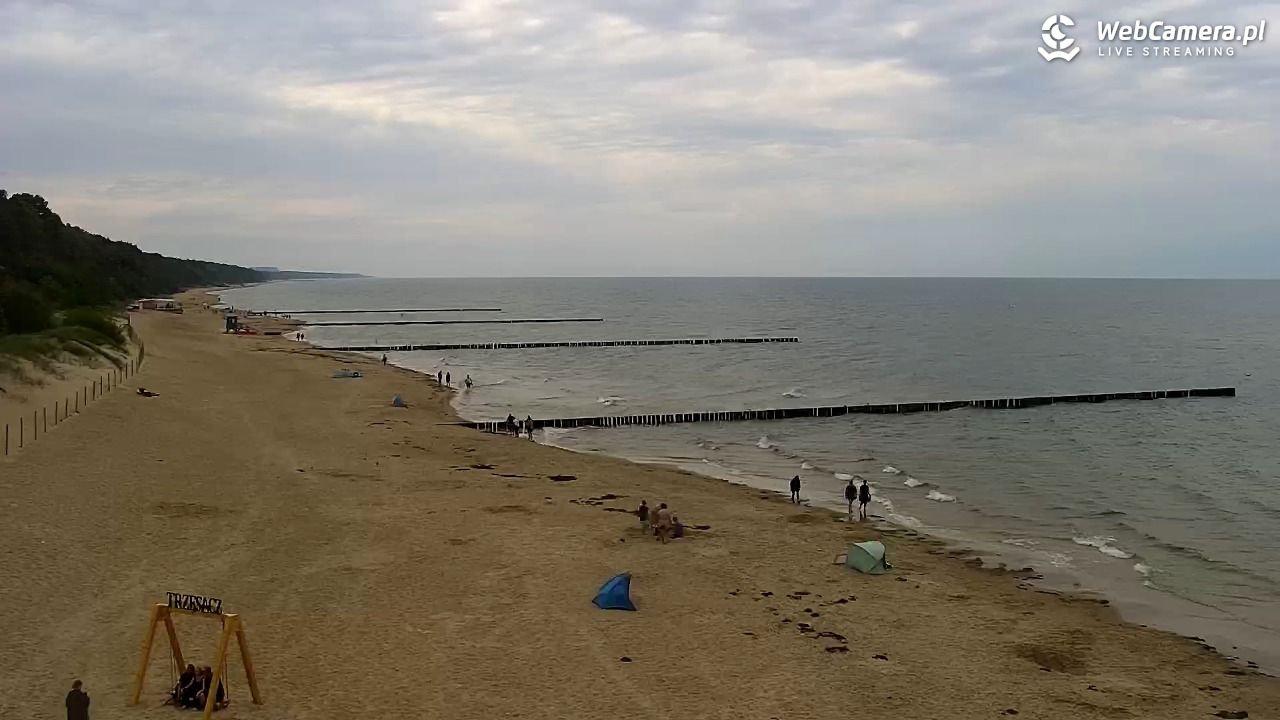 TRZĘSACZ - widok na plażę - 04 sierpień 2026, 14:35