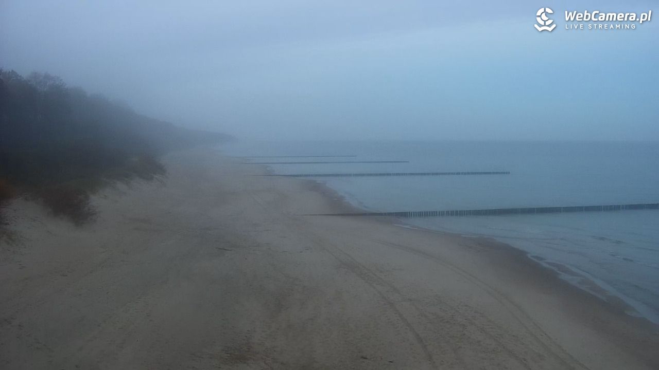 TRZĘSACZ - widok na plażę - 03 listopad 2025, 06:50