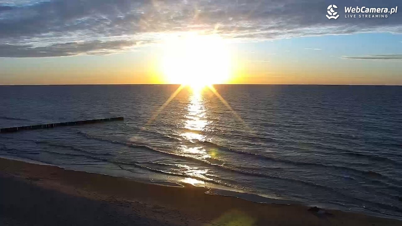 TRZĘSACZ - widok na plażę - 07 maj 2026, 20:26