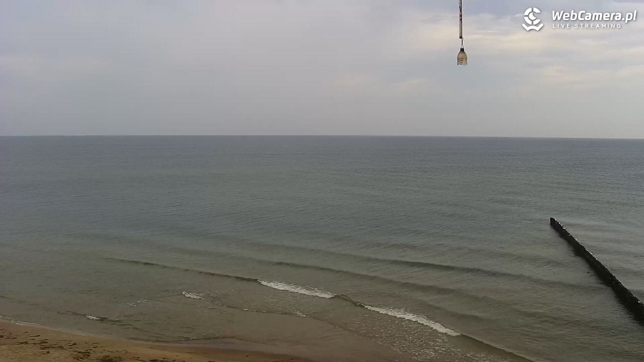 TRZĘSACZ - widok na plażę - 05 sierpień 2026, 08:56