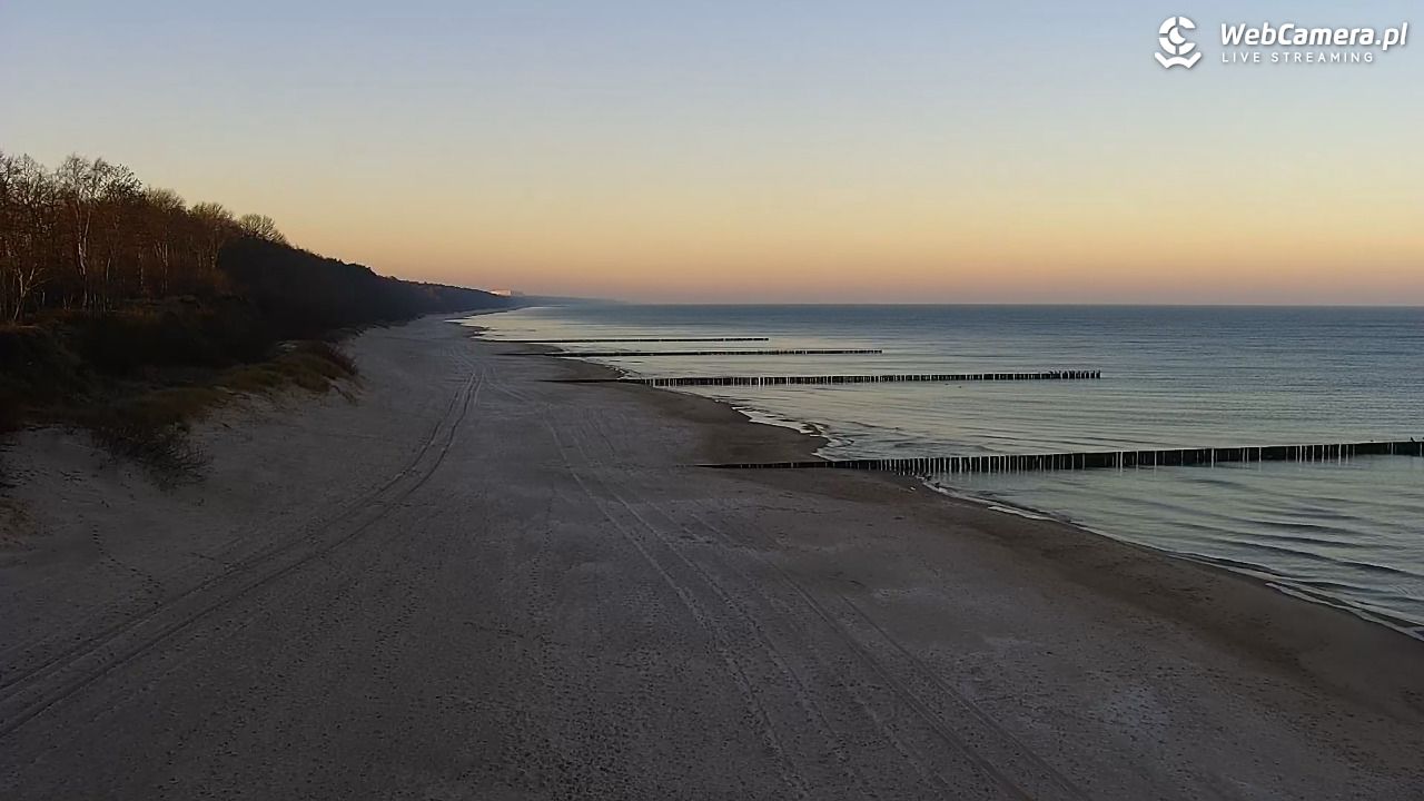 TRZĘSACZ - widok na plażę - 16 grudzień 2025, 09:11