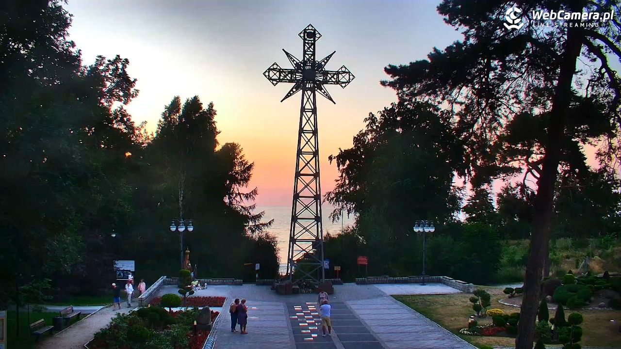 Pustkowo - widok na Krzyż Nadziei - 28 czerwiec 2026, 21:47