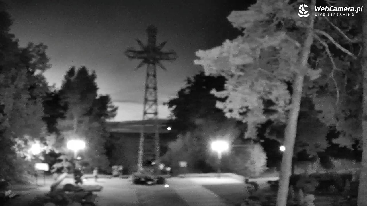 Pustkowo - widok na Krzyż Nadziei - 12 sierpień 2026, 21:50