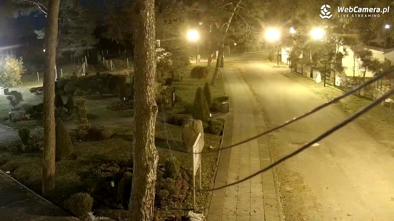 Pustkowo - widok na Krzyż Nadziei - 04 listopad 2025, 19:31