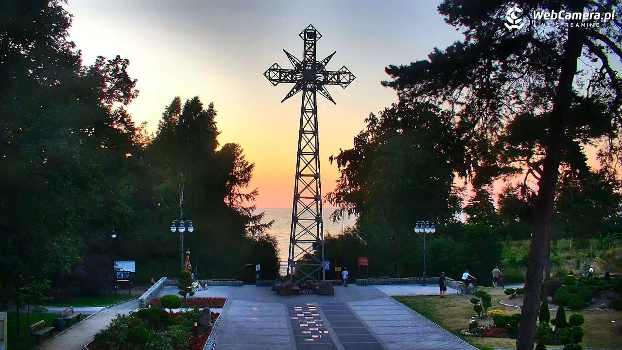 Pustkowo - widok na Krzyż Nadziei - 28 czerwiec 2026, 21:14