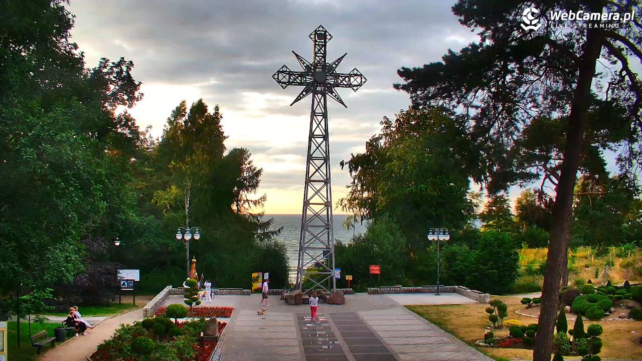 Pustkowo - widok na Krzyż Nadziei - 29 czerwiec 2026, 20:42