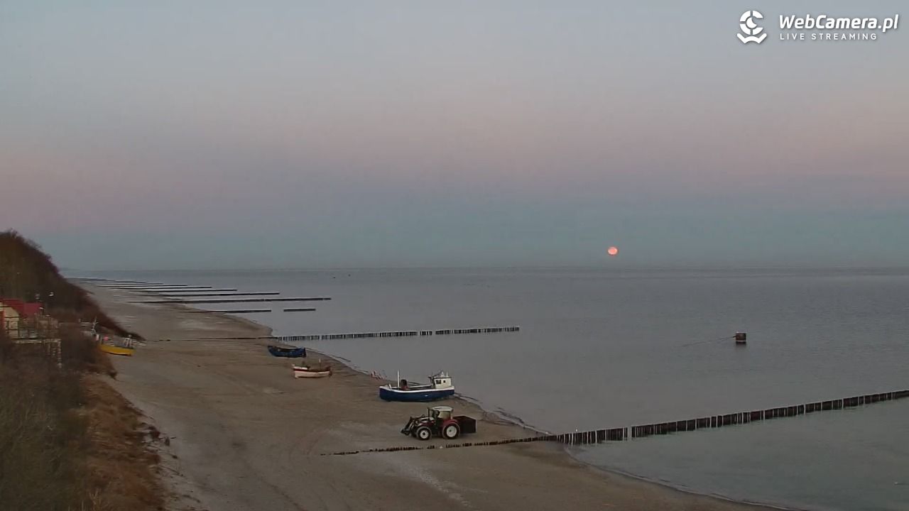 REWAL - widok na plażę - 03 marzec 2026, 06:36