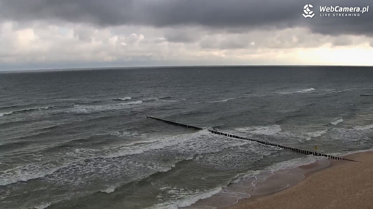 REWAL - widok na plażę - 01 wresień 2026, 07:44