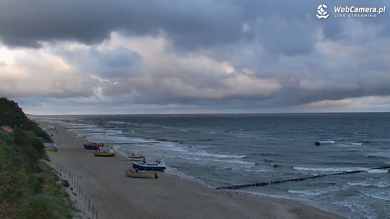 REWAL - widok na plażę - 01 wresień 2026, 06:55