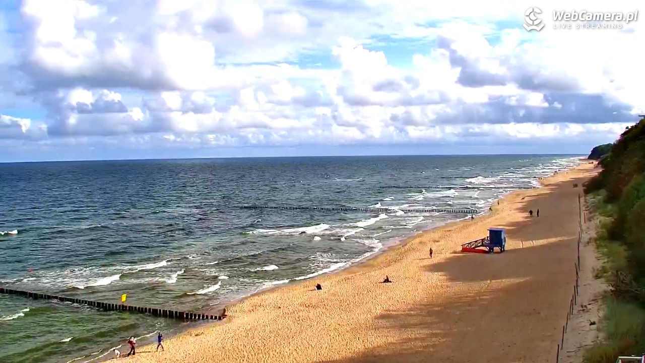 REWAL - widok na plażę - 06 wresień 2025, 09:52