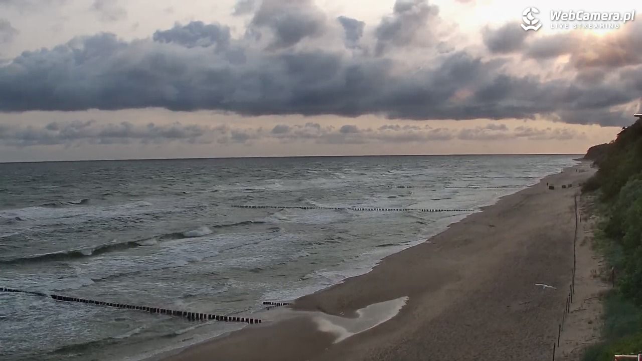 REWAL - widok na plażę - 09 czerwiec 2025, 06:13