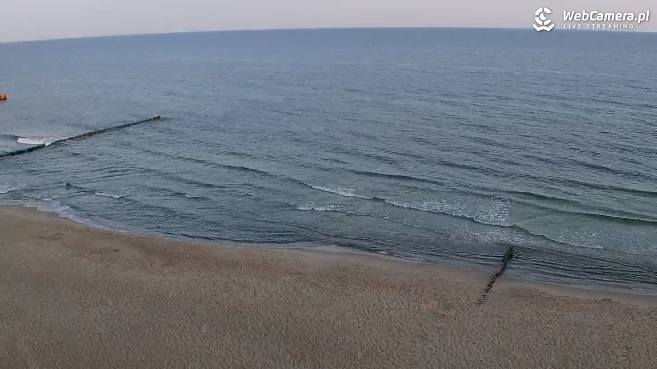 REWAL - widok na plażę - 09 wresień 2025, 07:12