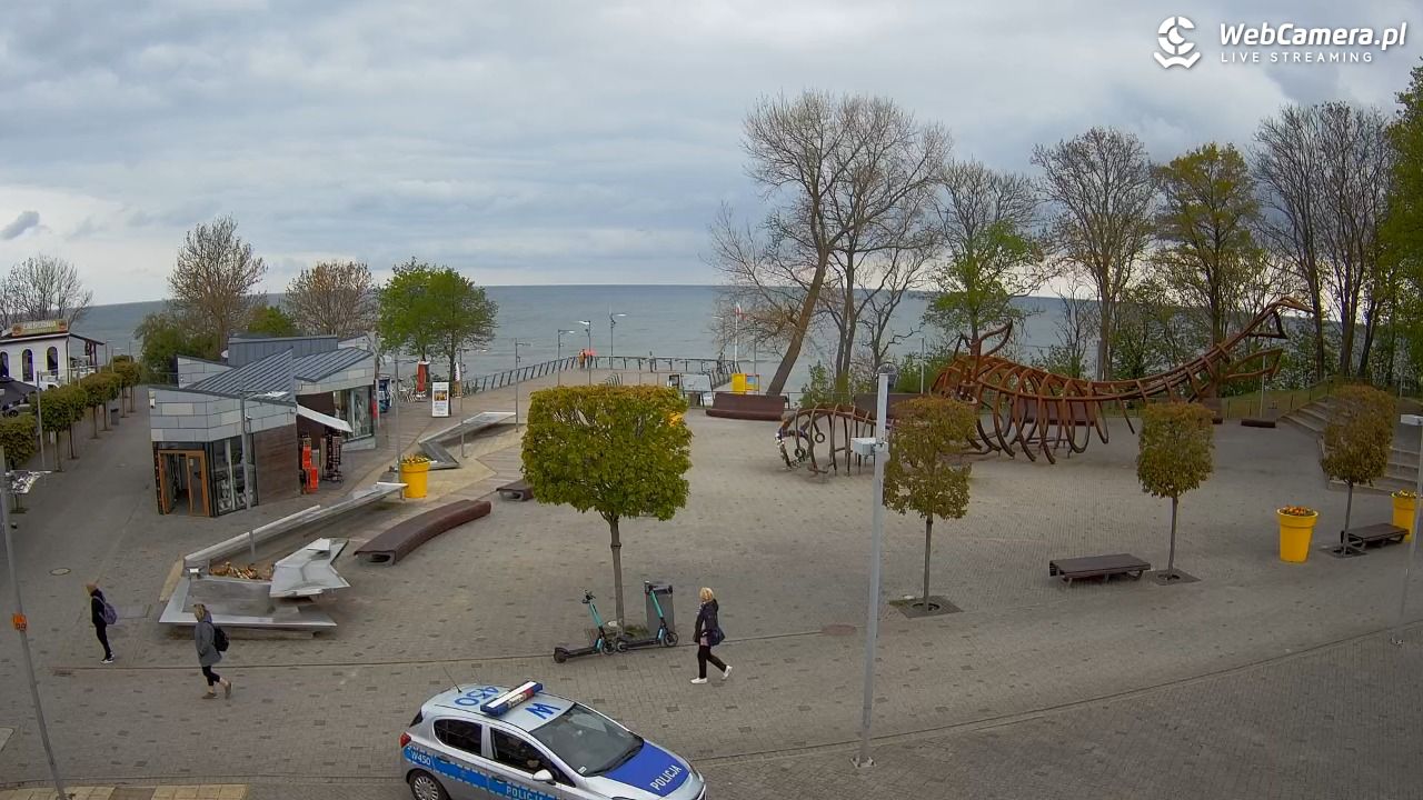 REWAL - widok na deptak - 13 maj 2026, 12:30