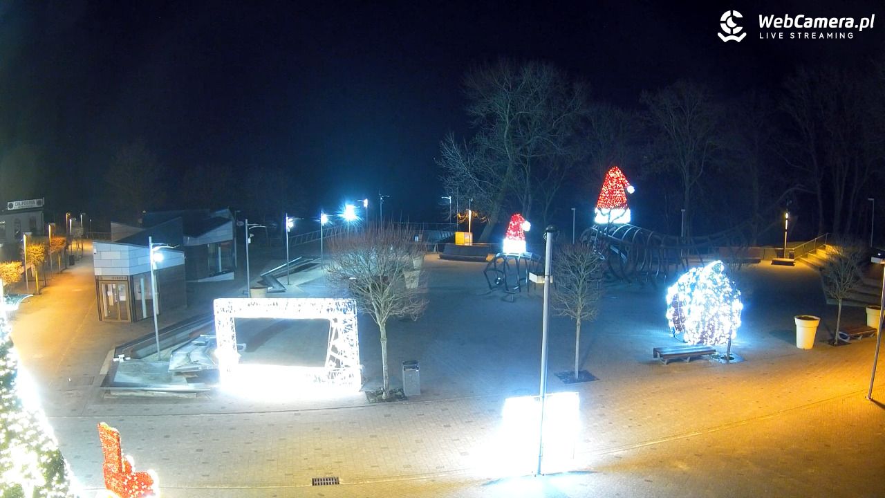 REWAL - widok na deptak - 18 grudzień 2025, 06:36