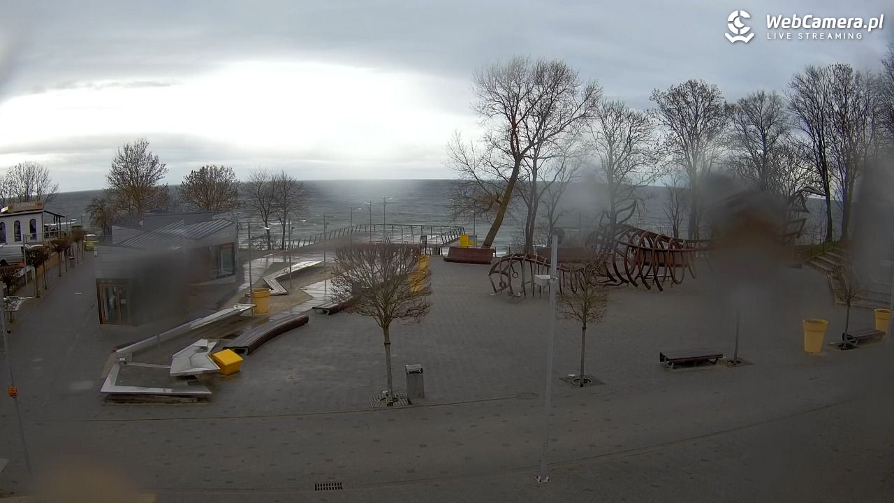 REWAL - widok na deptak - 25 marzec 2026, 15:37