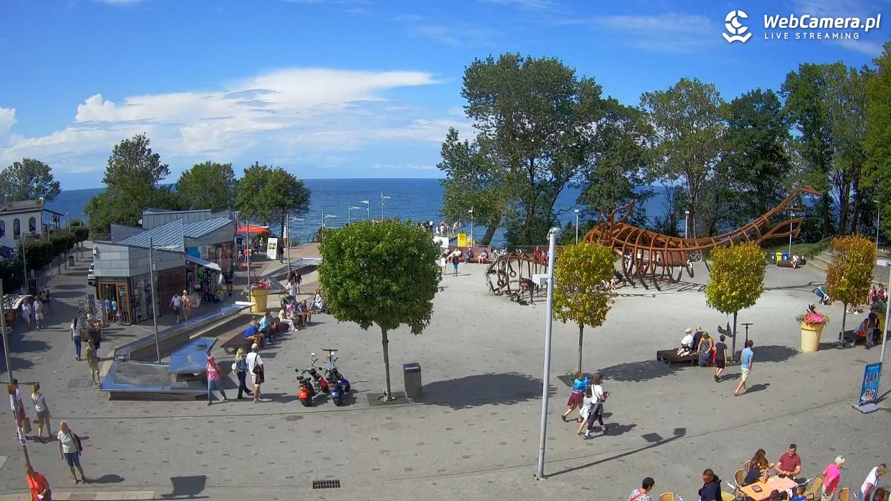 REWAL - widok na deptak - 01 sierpień 2025, 14:34