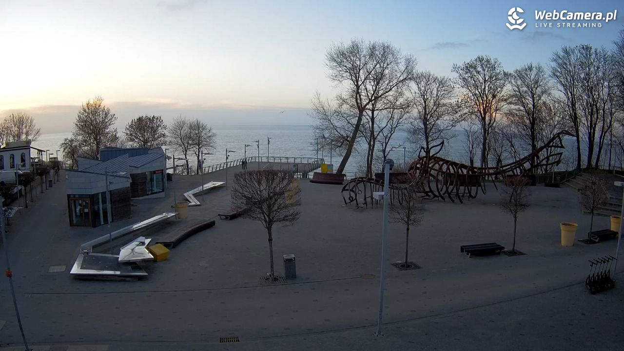 REWAL - widok na deptak - 29 marzec 2026, 19:11