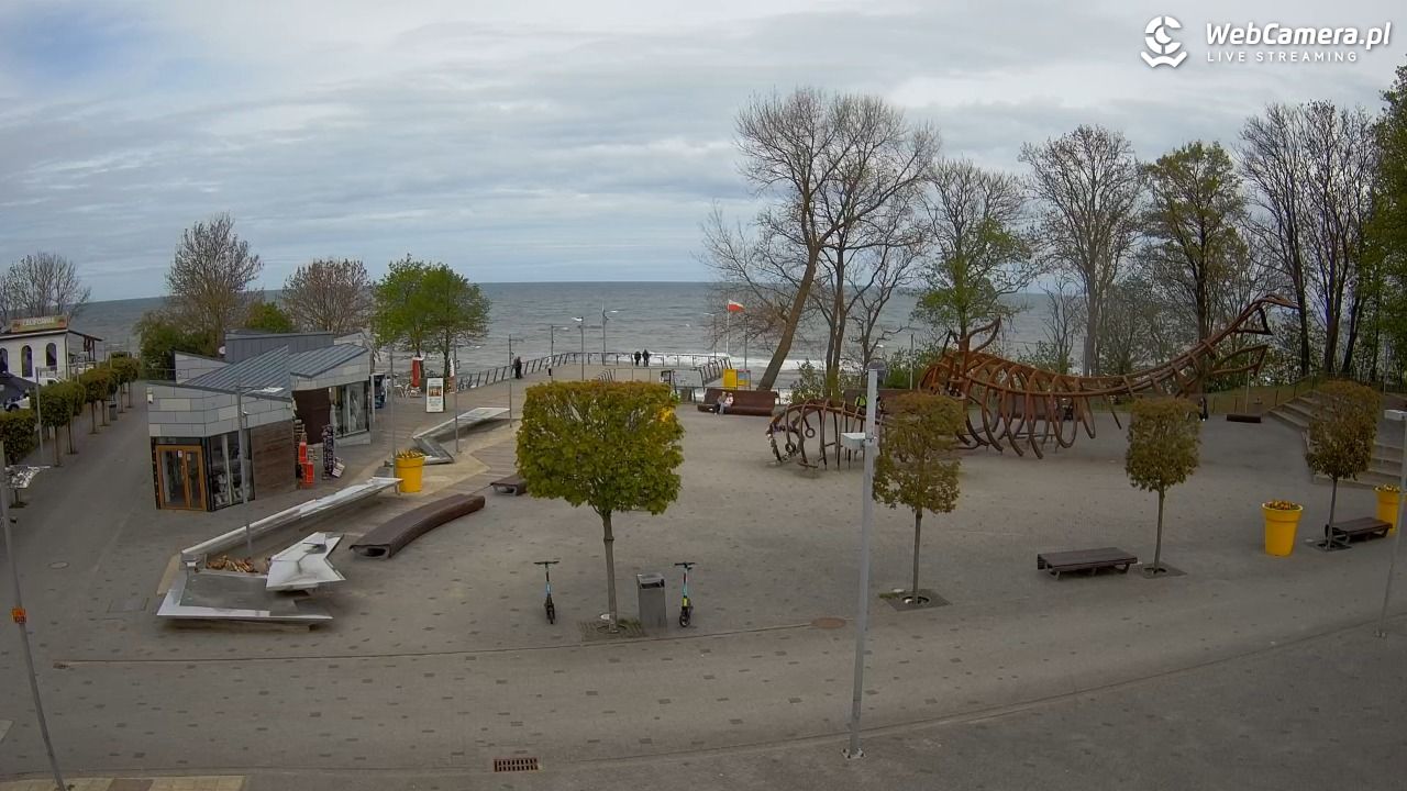 REWAL - widok na deptak - 12 maj 2026, 11:00