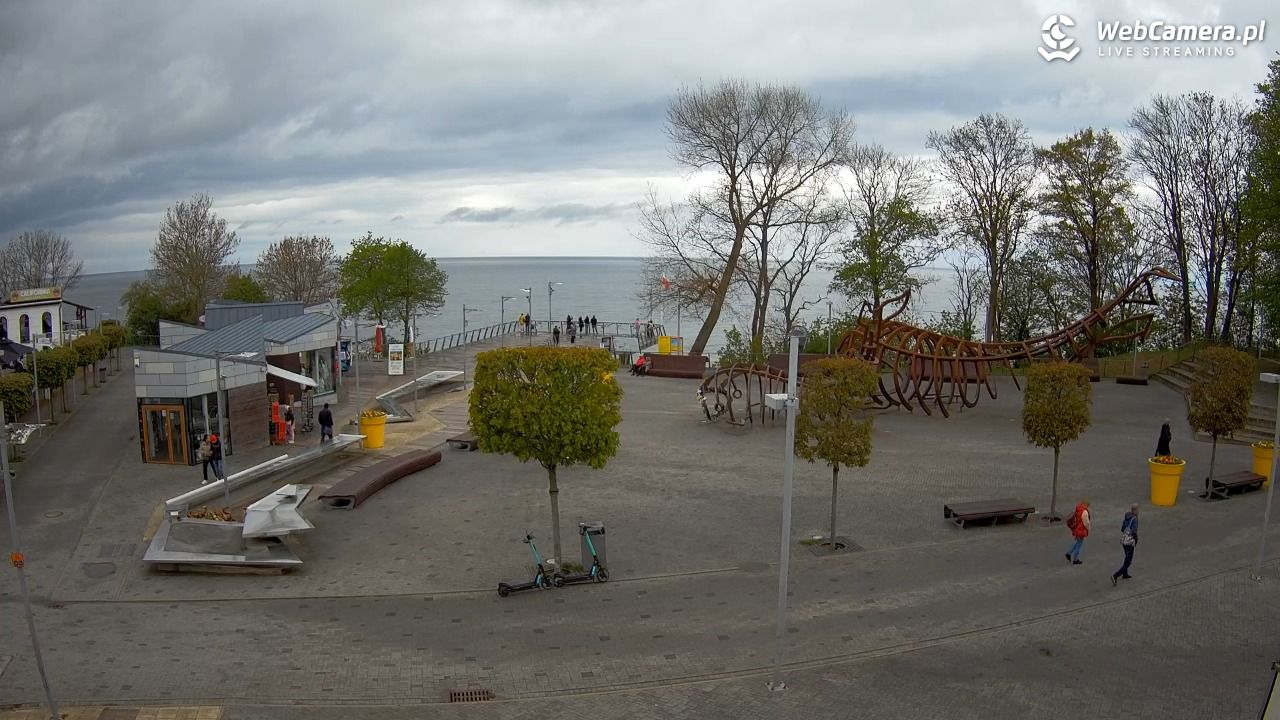 REWAL - widok na deptak - 14 maj 2026, 14:05